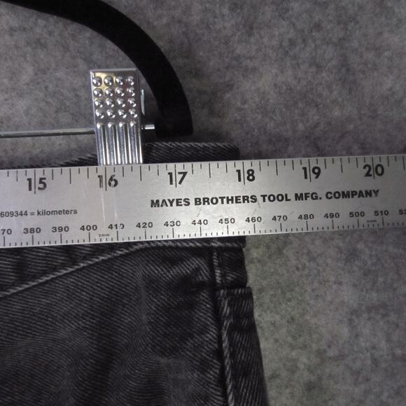 Levis 550 Jeans Mens 36x36 Black Relaxed Fit Tapered Leg Denim Zip Fly 5 Pocket - Picture 2 of 8